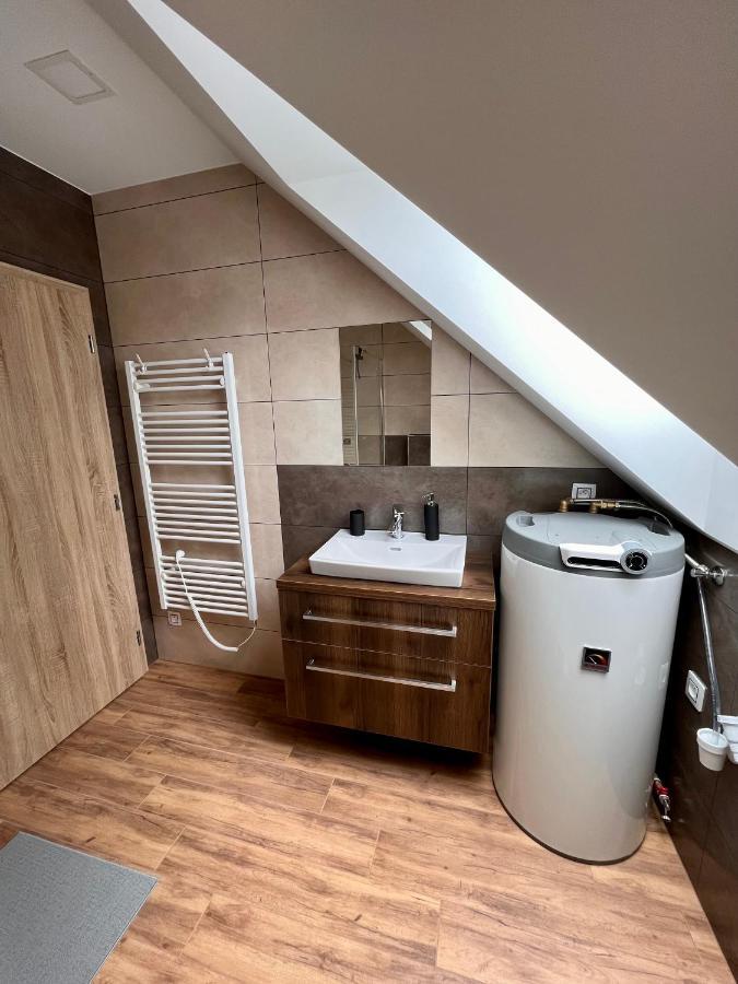U Srubu Apartment Moravany  Luaran gambar