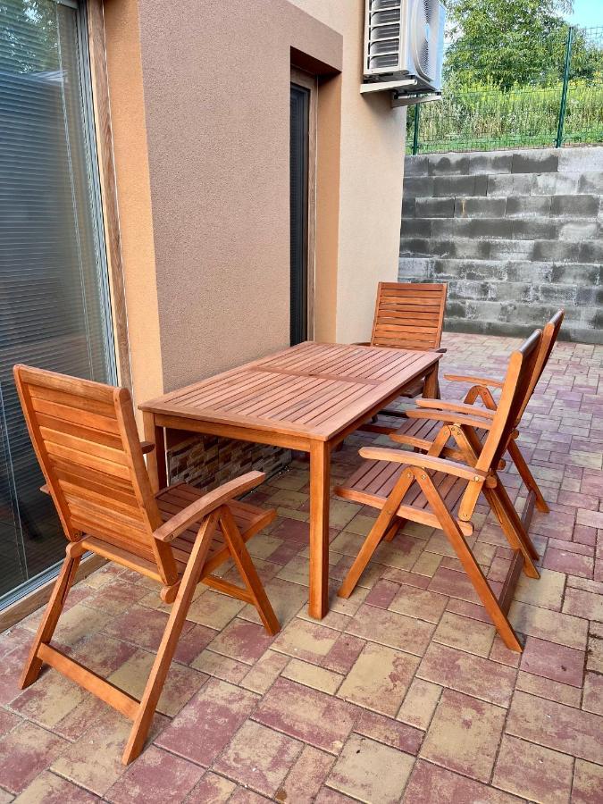 U Srubu Apartment Moravany  Luaran gambar